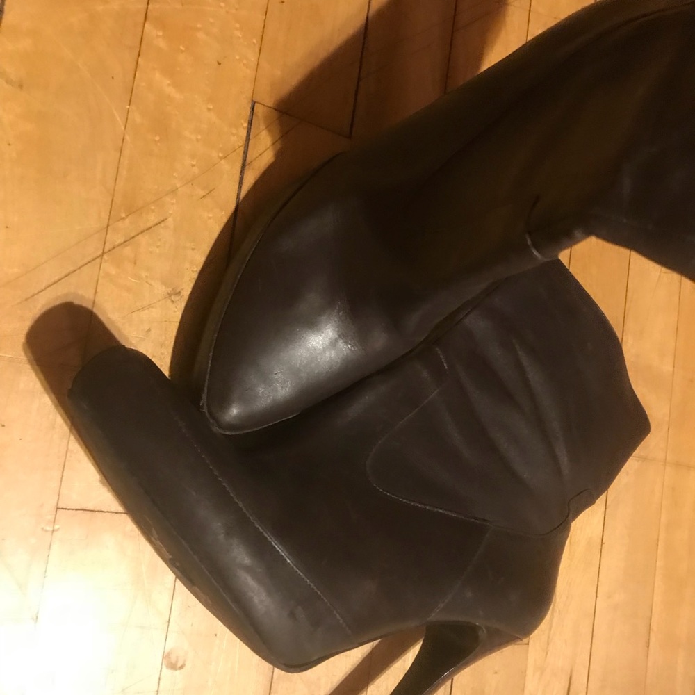 Brown calf height leather stilletto boots